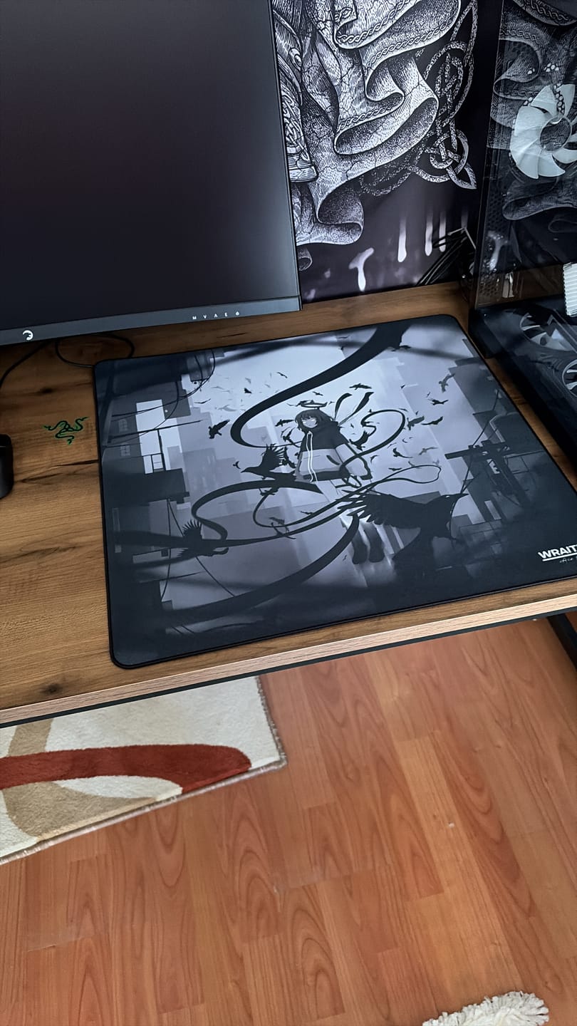 Customer photo review of Wraith Ace Series [Ravenfall] Limited Edition Poron Mousepad