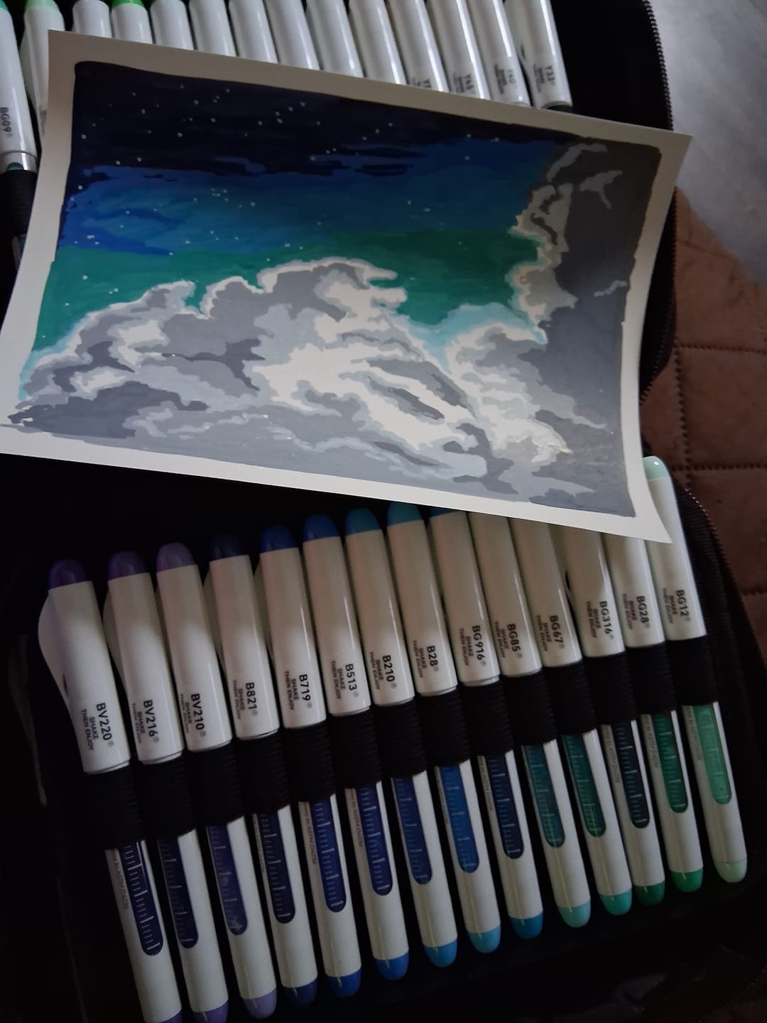 Customer photo review of Ohuhu Nahuku Direct-ink Acrylic Markers