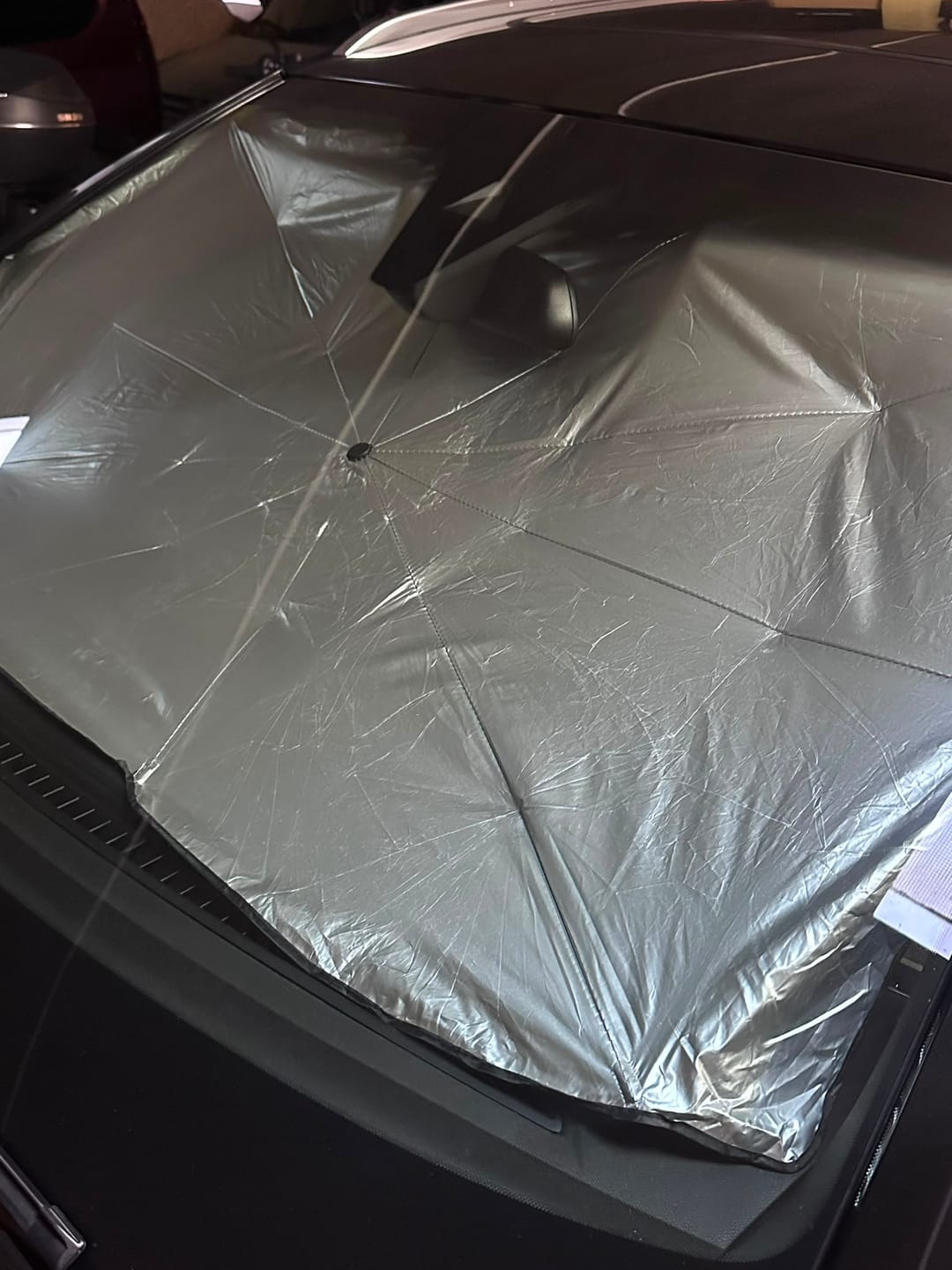 Customer photo review of Parasol Plegable para Coche Tipo Paraguas