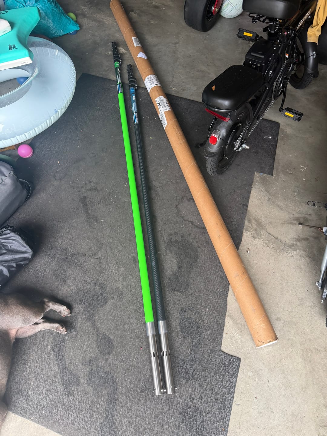 Customer photo review of HyperPole / Carbon Only Swimming Pool pole