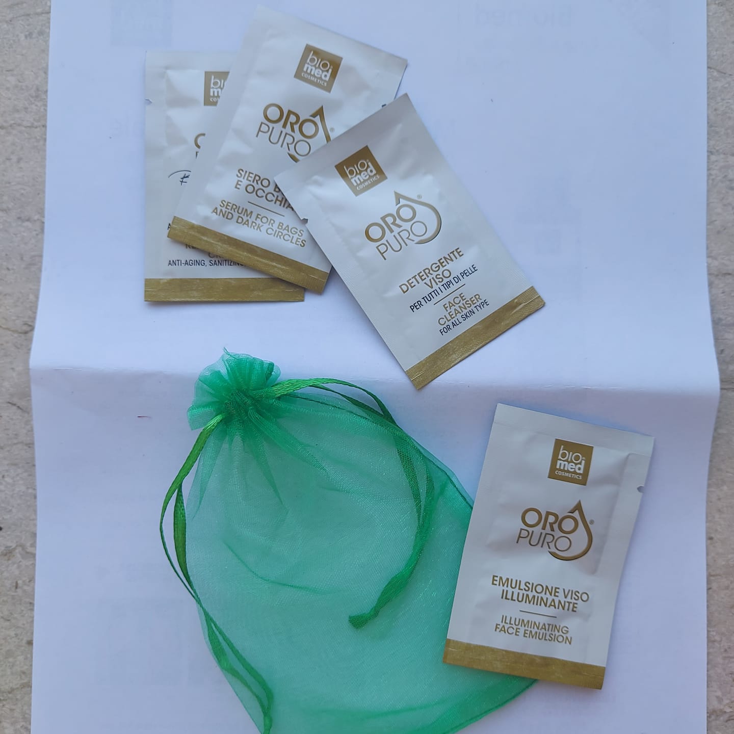 Customer photo review of Omaggio Set provami Comestica ORO Puro
