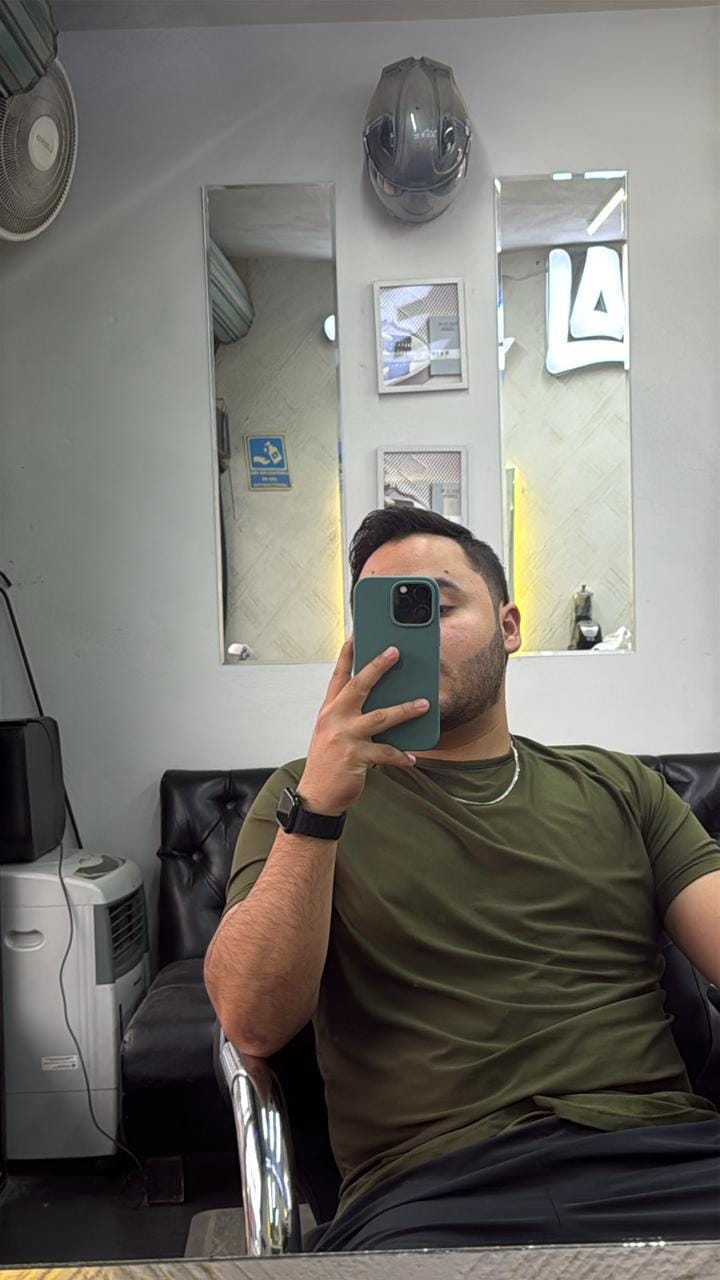 Customer photo review of Training Sport Tee - Black