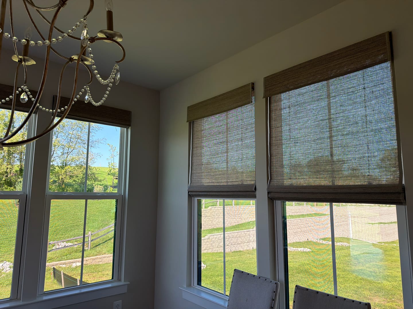Customer photo review of SmartWings Motorized Woven Wood Shades 50%/70%/100% Blackout Orithyia