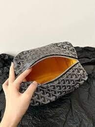 Customer photo review of Sorelle Luxe Zip