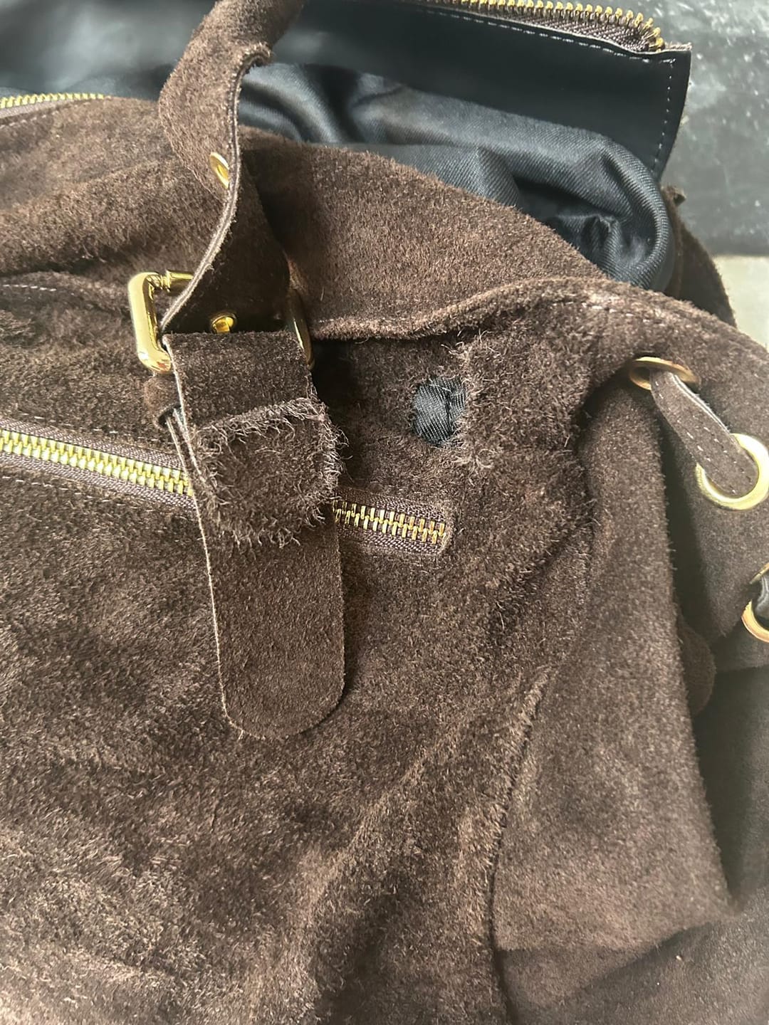 Customer photo review of Suède Muse bag espresso