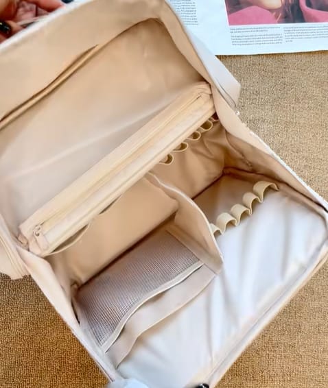 Customer photo review of Waterproof Large-Capacity Portable Makeup Bag
