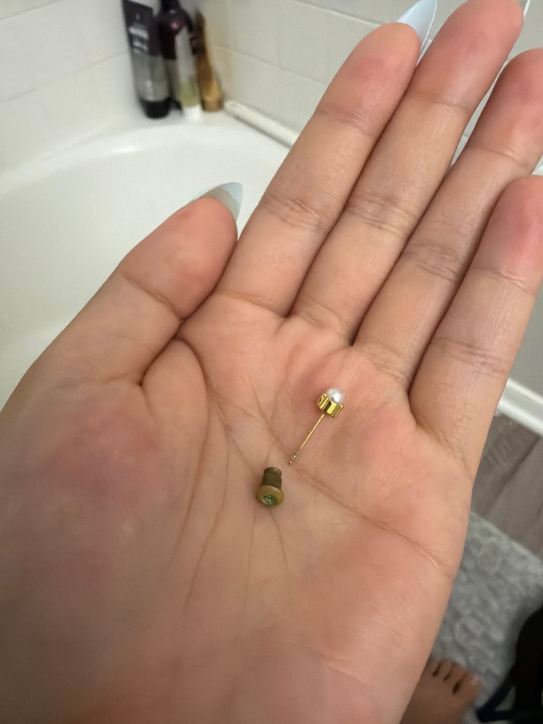 Customer photo review of Free Sofia Pearl Stud Earrings
