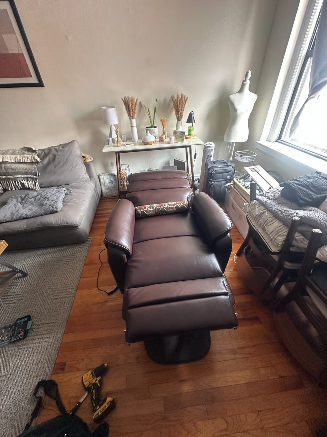 Customer photo review of 9188T Tall Man Power Lift Recliner – Dual Motor, Lay Flat, Heat & Massage