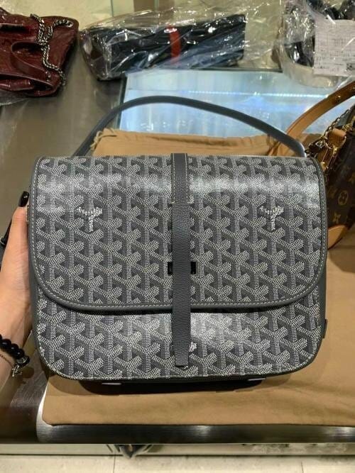 Customer photo review of Valmont Crossbody
