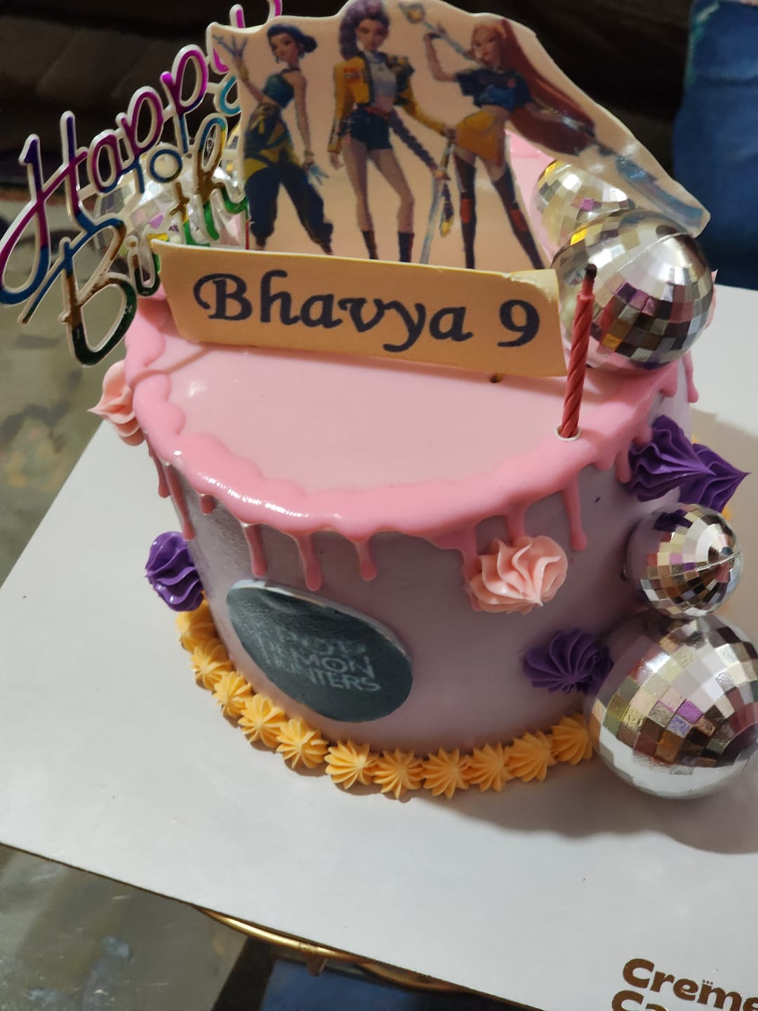 Customer photo review of K-Pop Demon Drip Cake