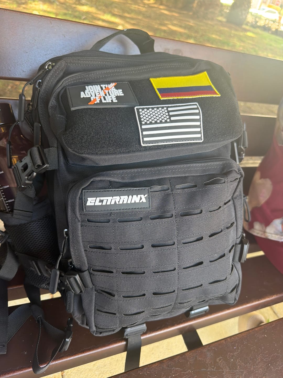 Customer photo review of Mochila Táctica V2 25L Negro