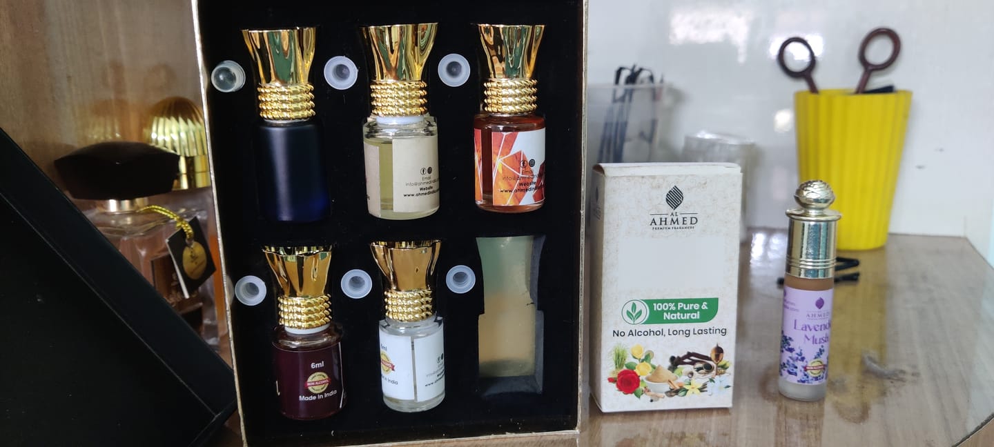 Customer photo review of AL AHMED LAVENDER MUSK ATTAR ROLL ON PERFUME | LONG LASTING FRAGRANCE PERFUME FOR MEN AND WOMEN | 100% ALCOHOL FREE |  ATTAR PERFUME | 6ML)