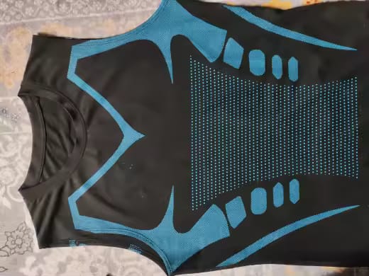 Customer photo review of VORFIT™ Camiseta de Compresión Moldeadora