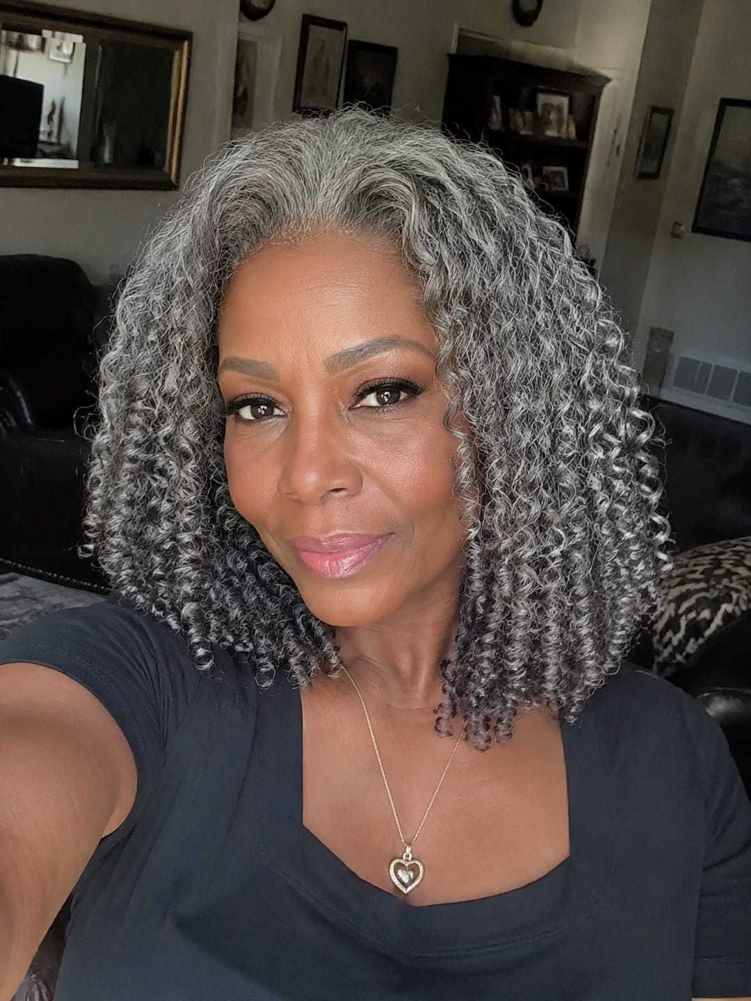 Customer photo review of Luvwin 13x4 Salt And Pepper Natural Curly Glueless Gray Color Pre-Cut Lace Bob Wig