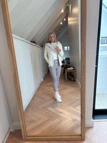 Customer photo review of LIMITED EDITION: Truffle Butter Leggings