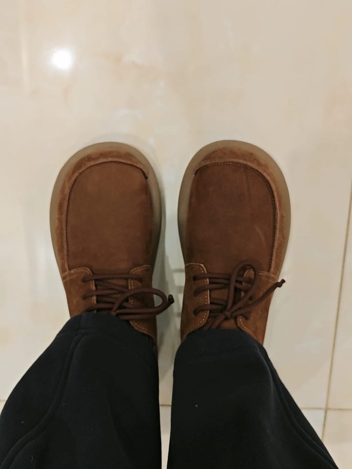Customer photo review of Leather Stitching Comfortable Leather Retro Men's Flats