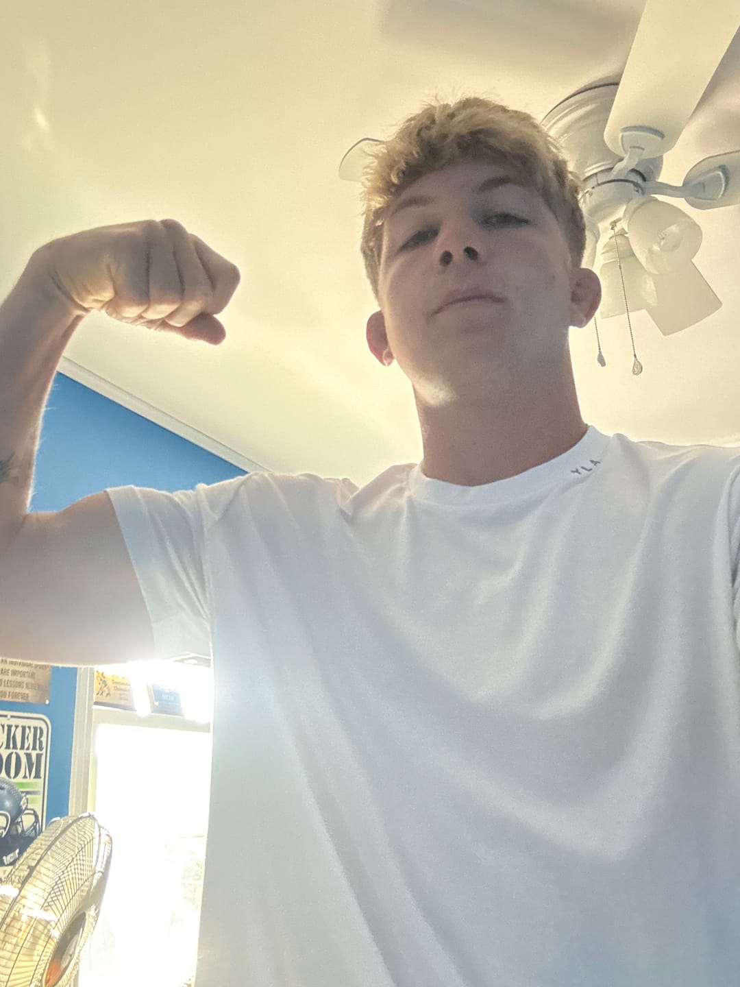 Customer photo review of 4334 - AeroTech Fitted Tees