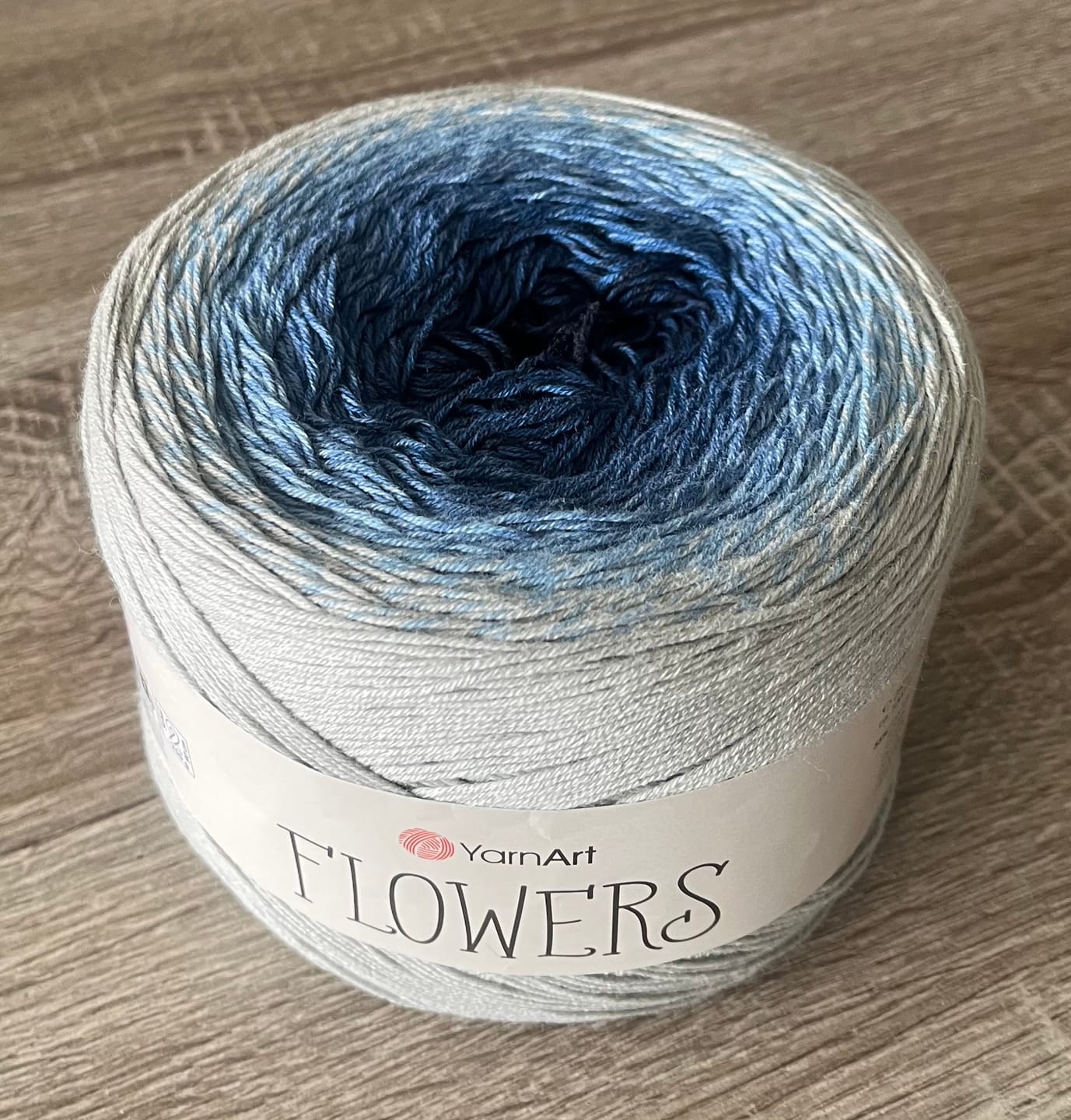 Customer photo review of YarnArt Flowers