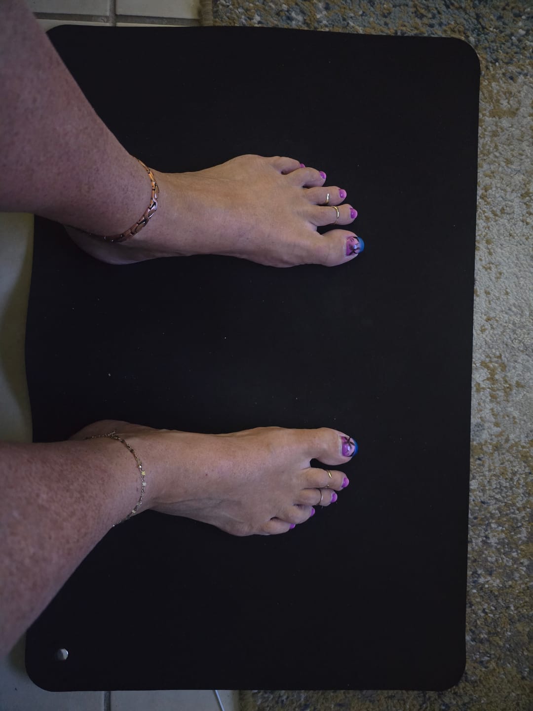 Customer photo review of Earthbound® Grounding Mattress Pad