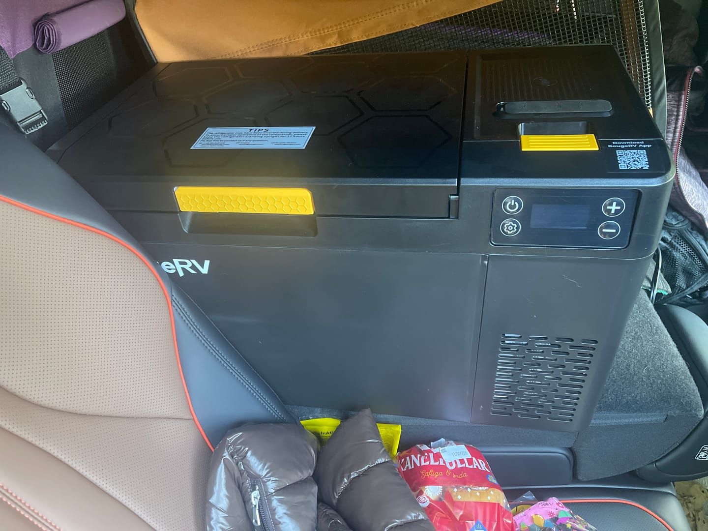 Customer photo review of BougeRV Neuer CRX3 22 L tragbarer Kühl- und Gefrierschrank für das Auto
