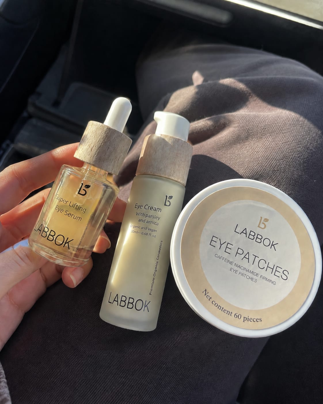 Customer photo review of Σύστημα Περιποίησης Ματιών Labbok - Μαύροι Κύκλοι & Ρυτίδες, Άμεση Σύσφιξη σε 30 Λεπτά