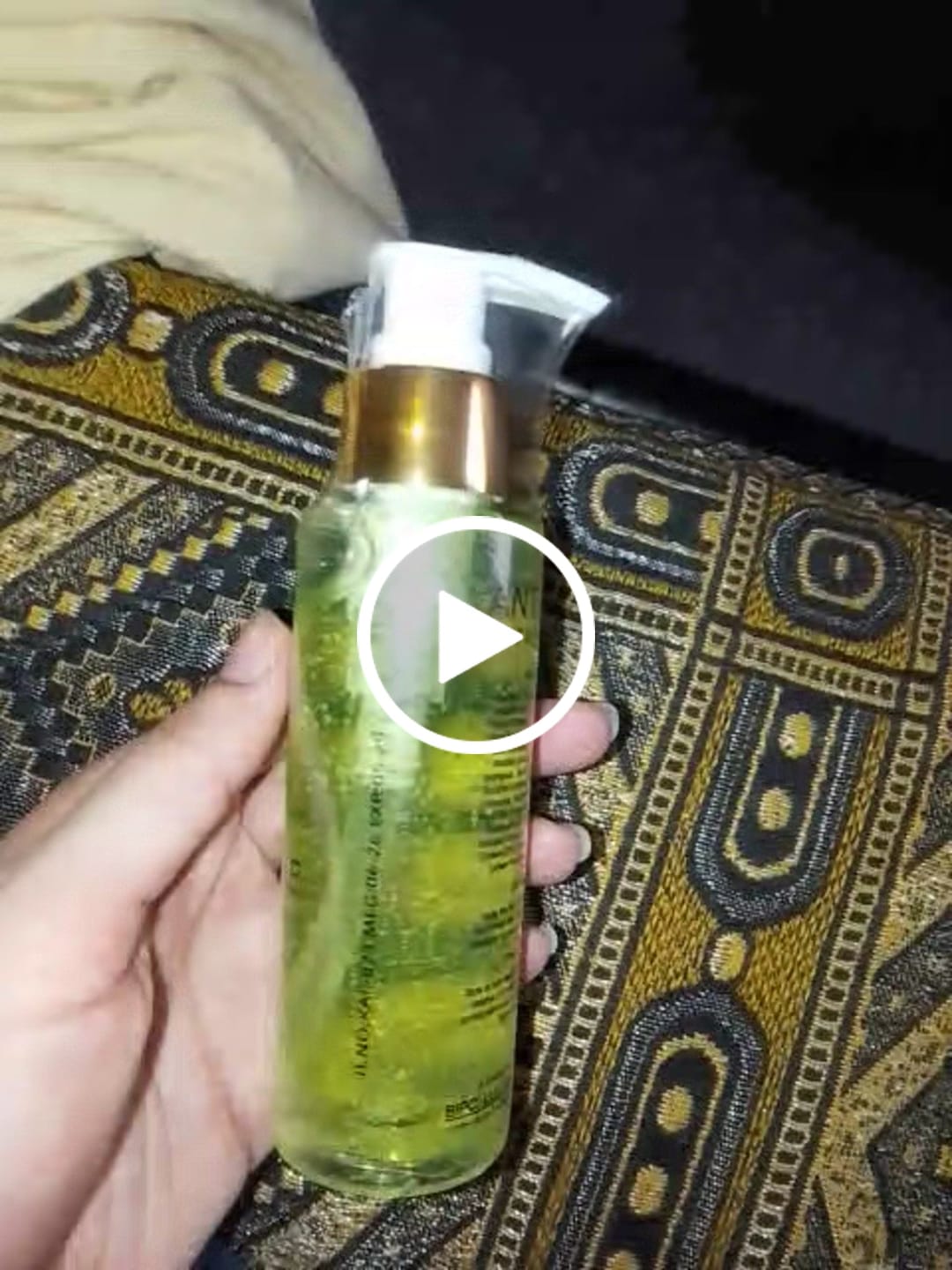 Customer video review of ClearSkin Pro Anti Acne Face Wash
