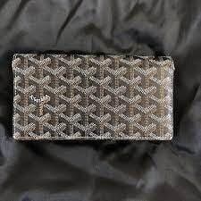 Customer photo review of Deluxe Leather Wallet
