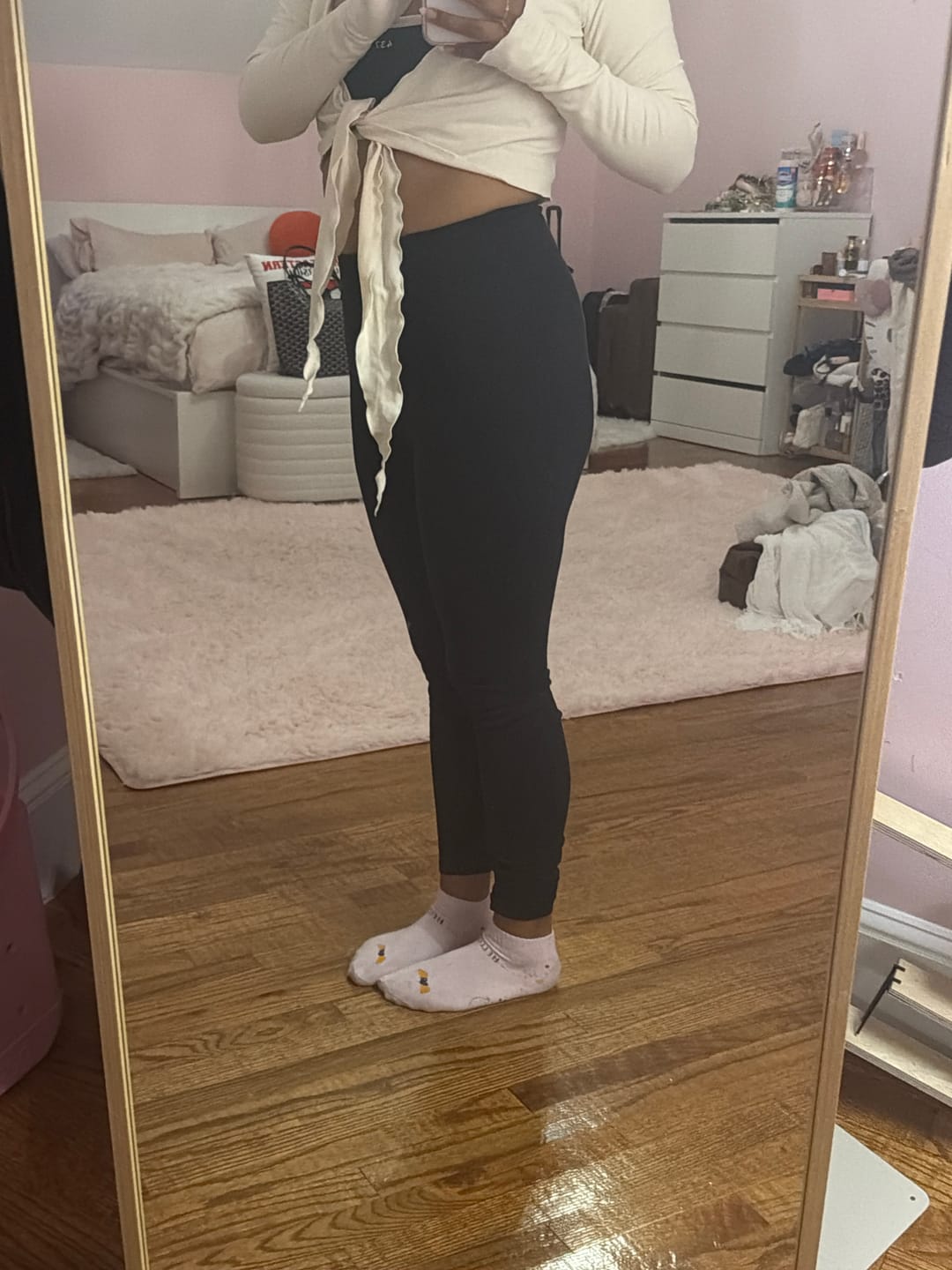 Customer photo review of The Essentials Legging Black