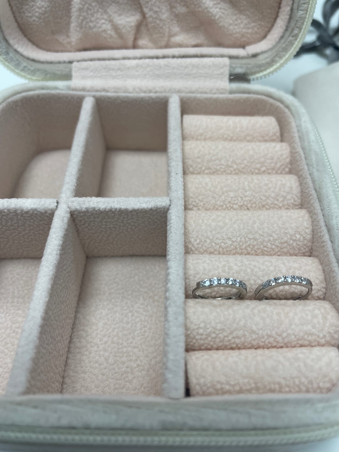 Customer photo review of Pendientes Circón