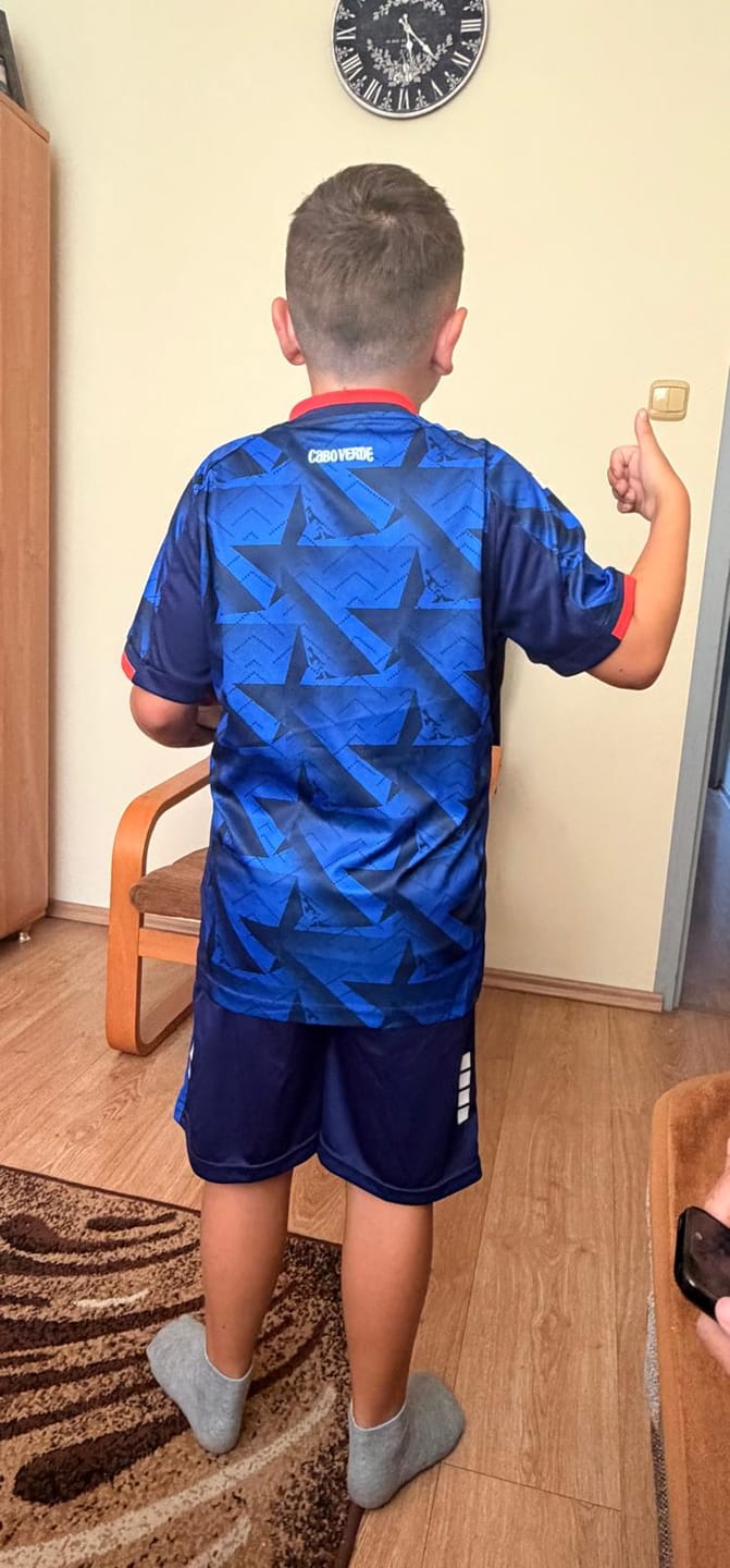 Customer photo review of Cape Verde 2026 World Cup Kids Football Blue Jersey Kit Trikot Maillot