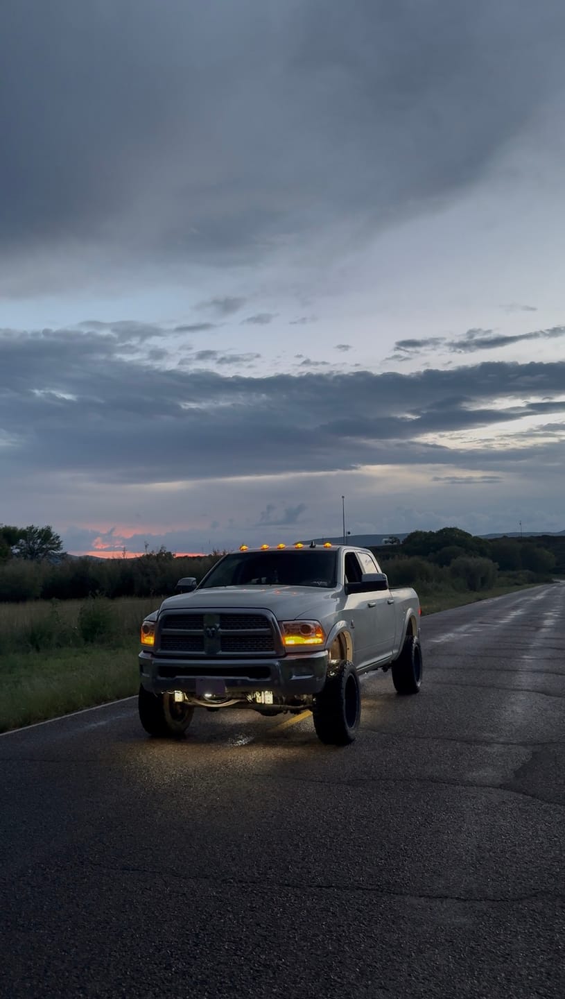 Customer photo review of 2014-2025 Dodge Ram 2500 / 3500 4x4 Leveling Spacer