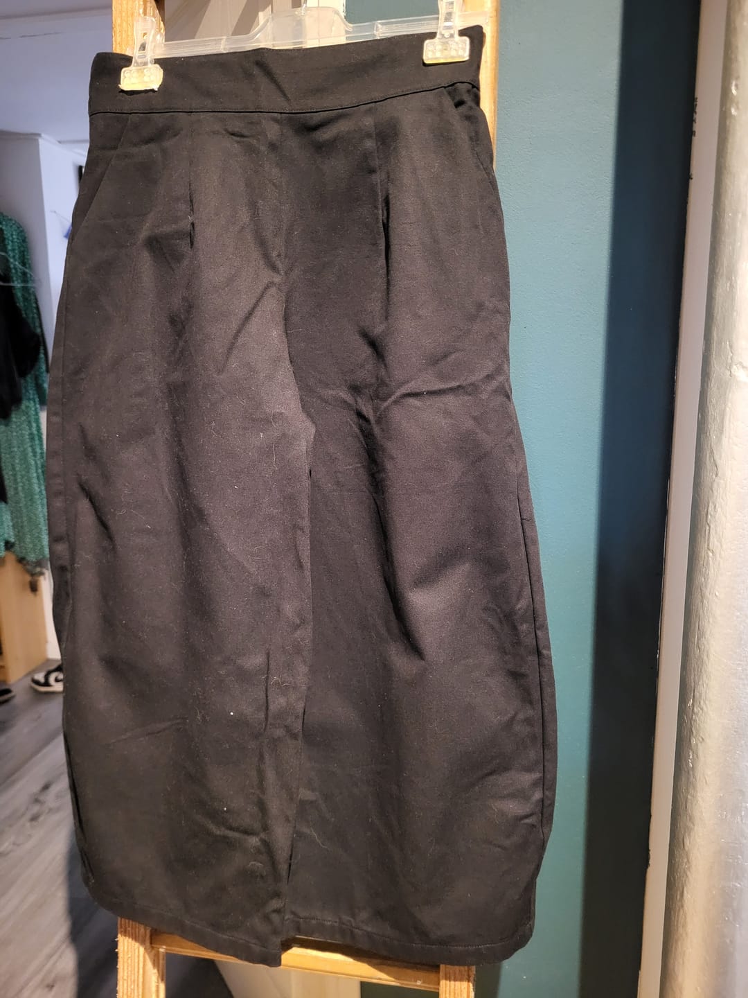 Customer photo review of Pantalon Briac - sergé de coton noir
