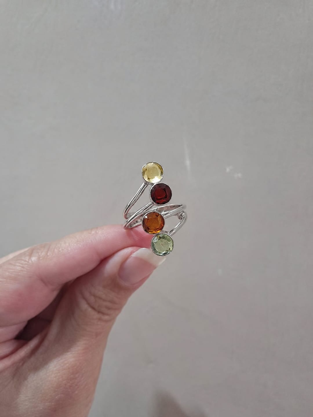Customer photo review of Anillo Ísland