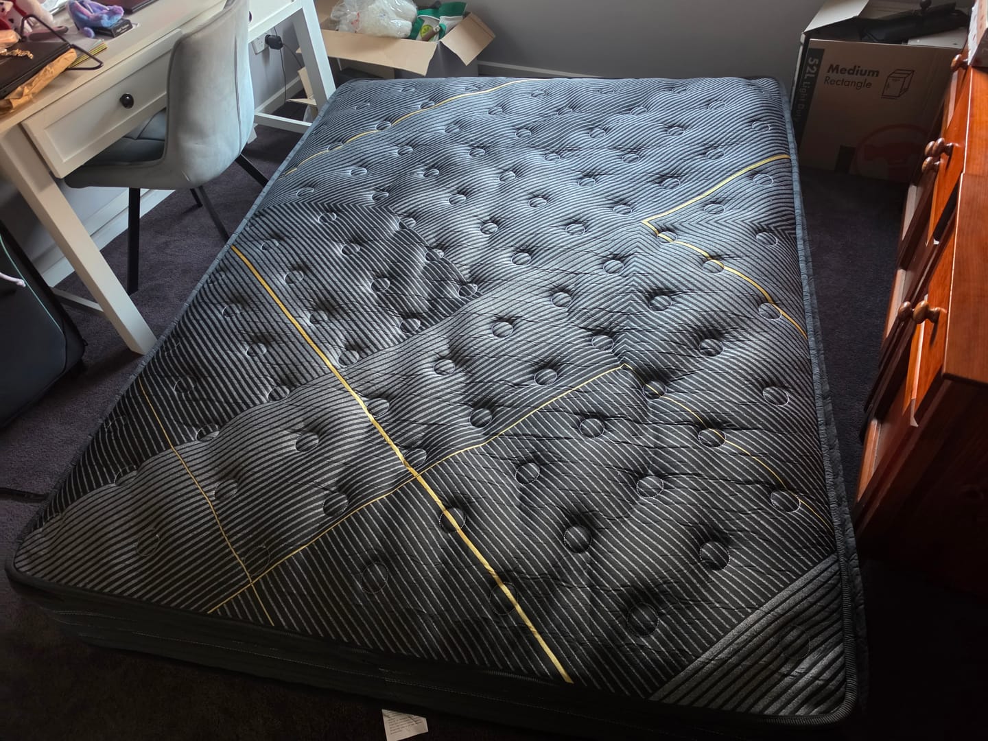 Customer photo review of Queen Size Mattress Black Bamboo Charcoal Fiber 35cm
