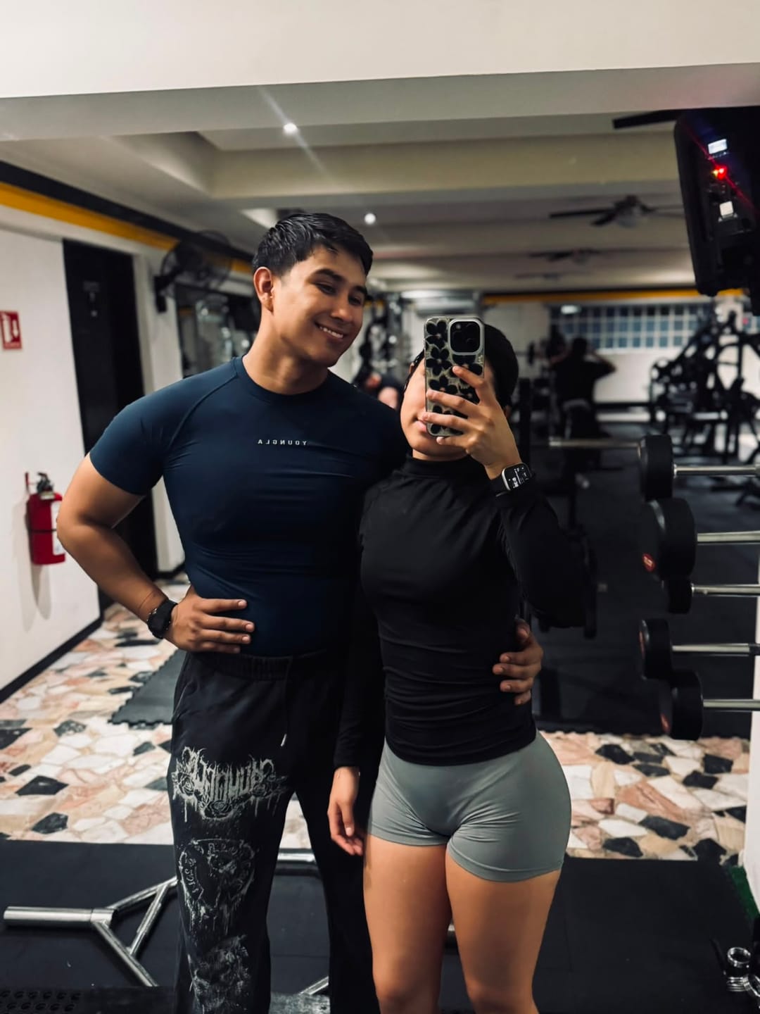 Customer photo review of 4193 - Classic Compression Tees
