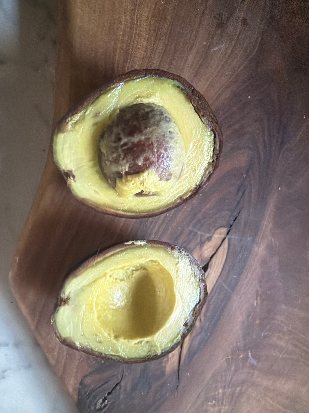 Customer photo review of Avocado Hass & Lamb Hass 15 Monate baumgereift von Julian