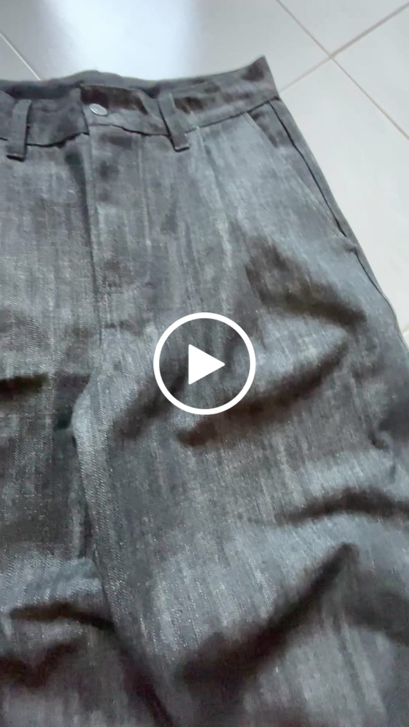 Customer video review of Pleated Balloon Pants Raw Denim Black