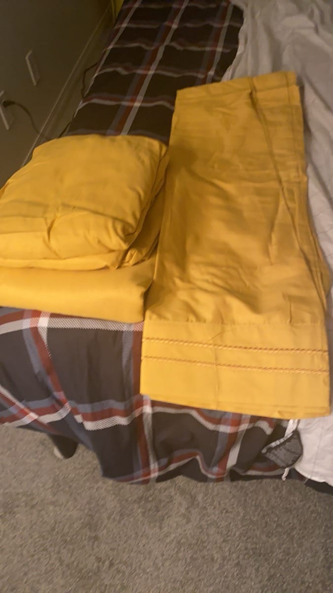 Customer photo review of Cooling Sheet Set 4 pieces