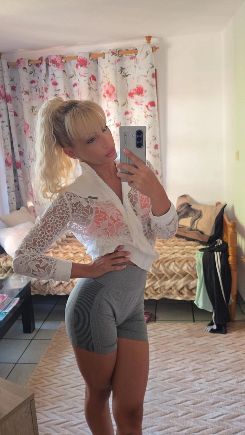 Customer photo review of Peachy - Памучен бралет