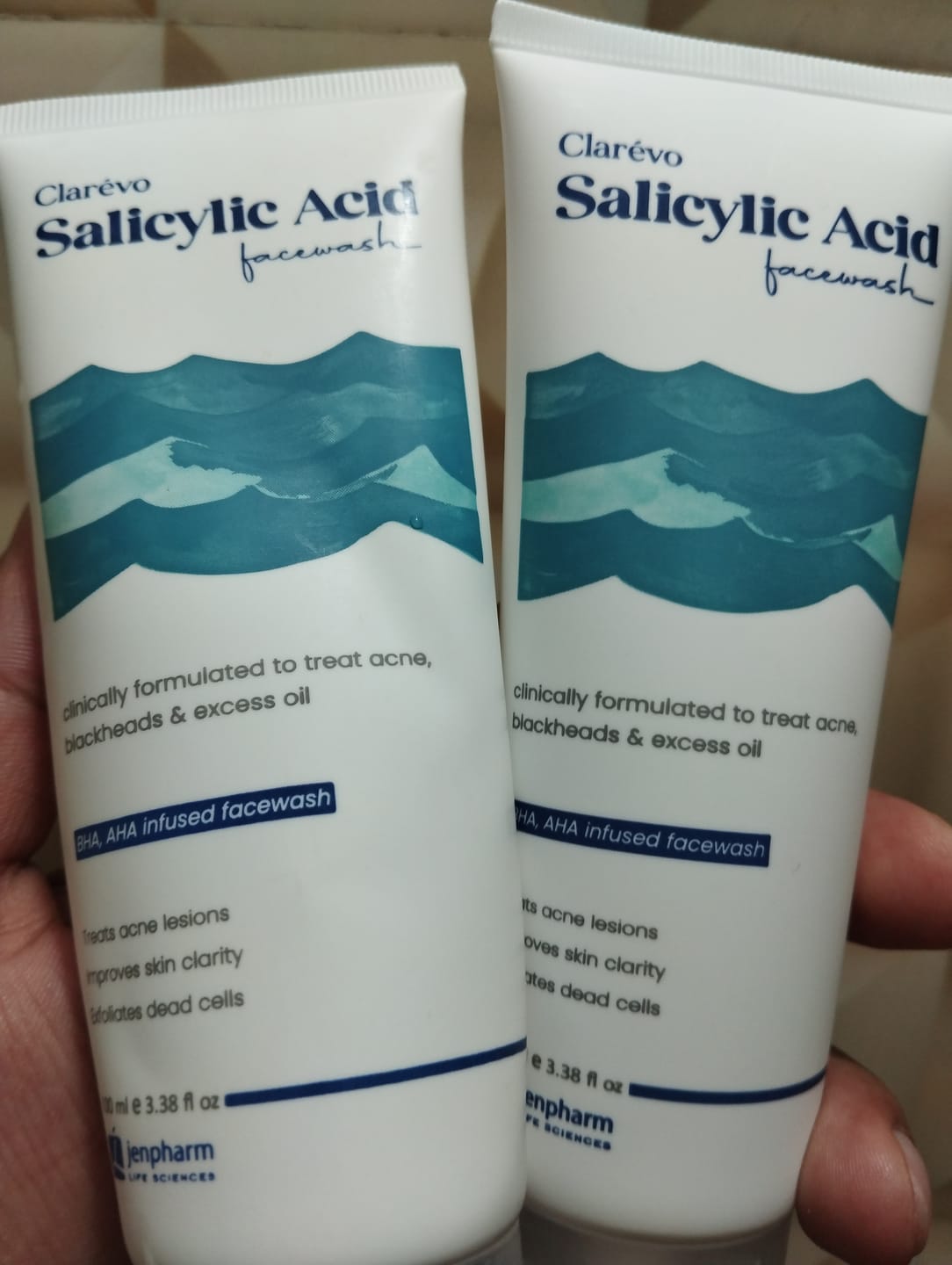 Customer photo review of Clarevo Salicylic Acid Facewash