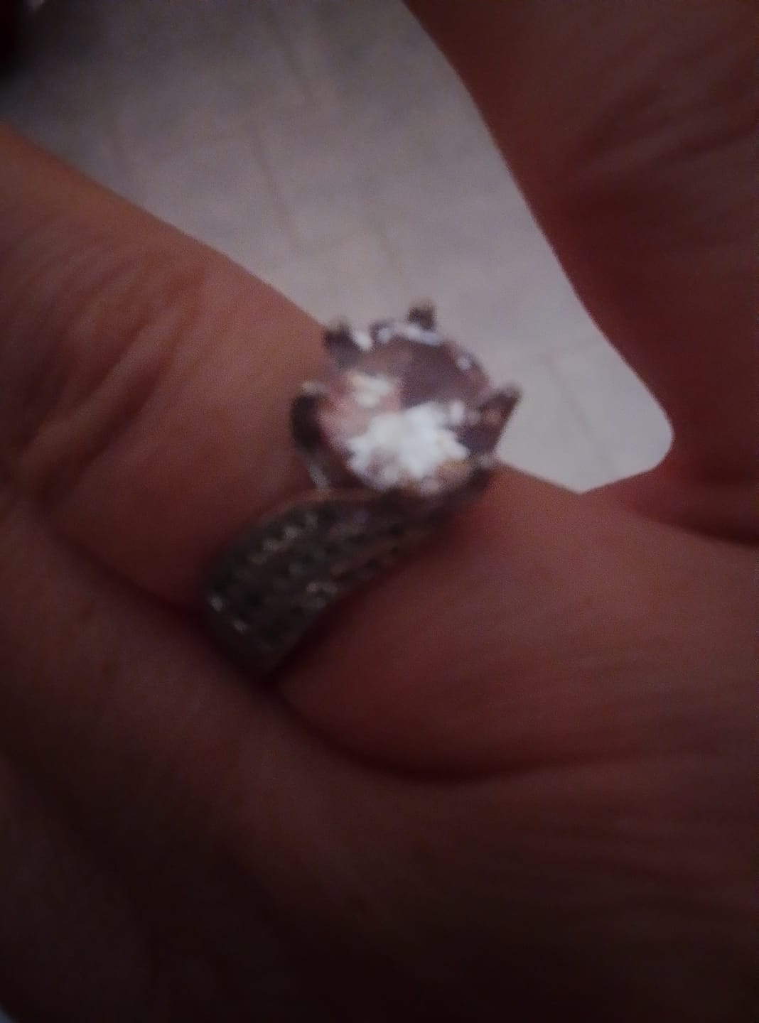Customer photo review of Anello Eternity Luce Divina - Taglia Unica Regolabile