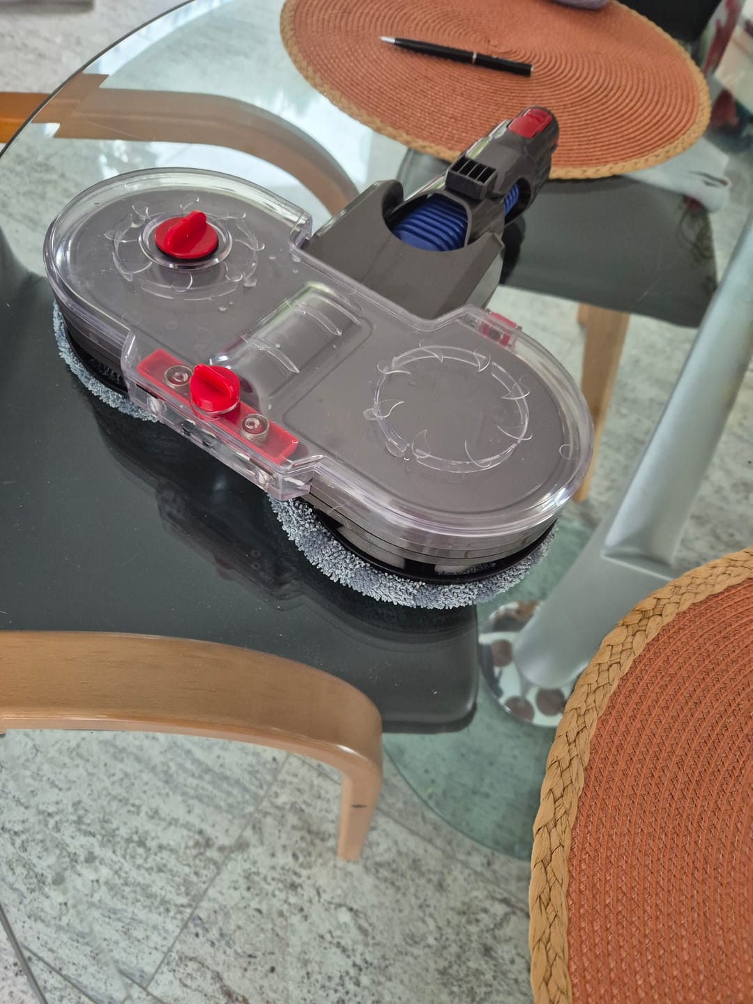 Customer photo review of Elektrischer Wischaufsatz passend für Dyson - Secret Sale