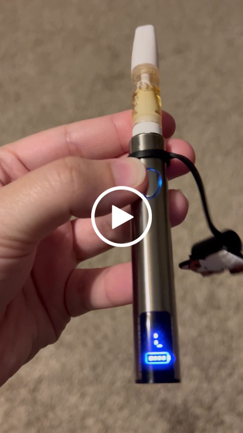 Customer video review of Blue Dream THC Vape Cart Sativa