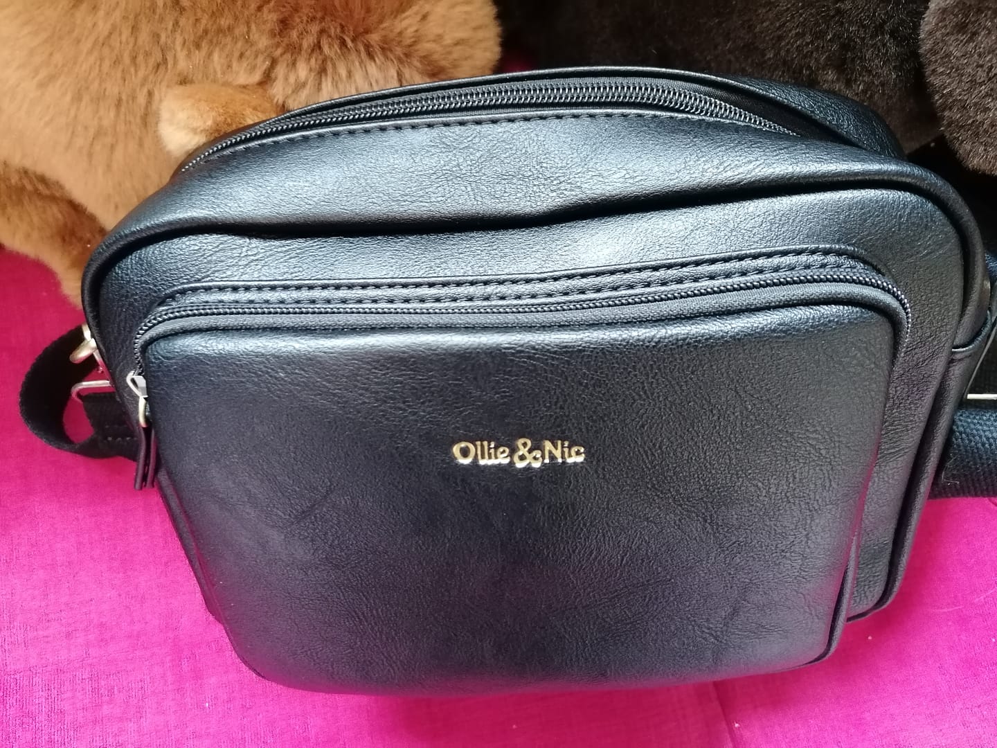 Customer photo review of Bertie Maxi Crossbody - Black