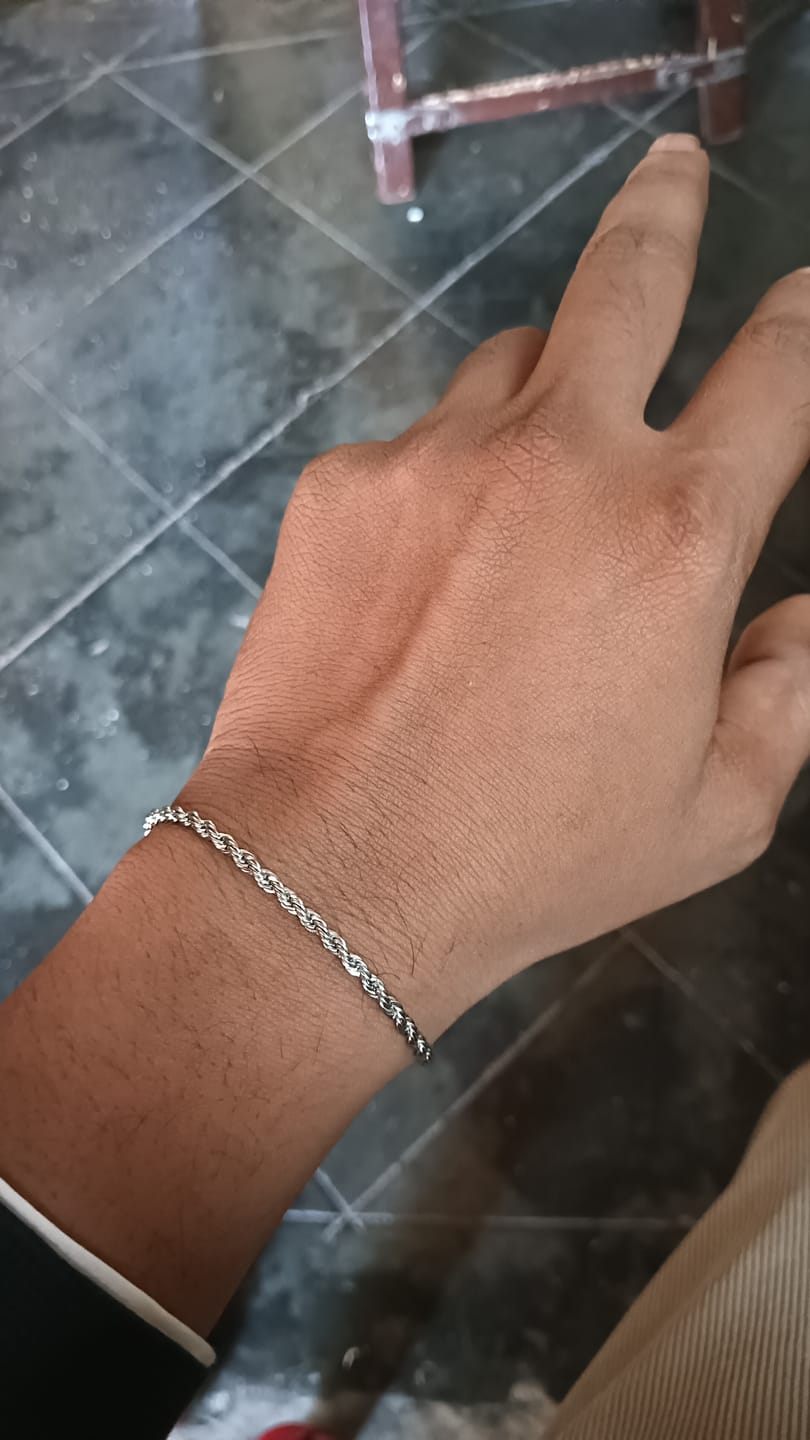 Customer photo review of Silver Rope Chain Bracelet
