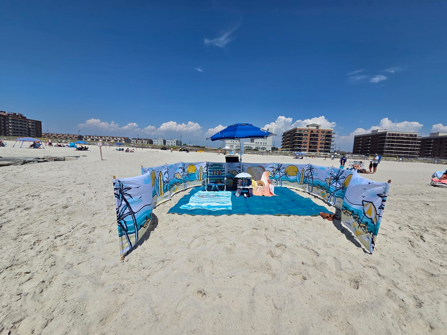 Customer photo review of BEACH SCAPE - 20 ft Beach Windscreen, Rubber Mallet and Carry Bag Included