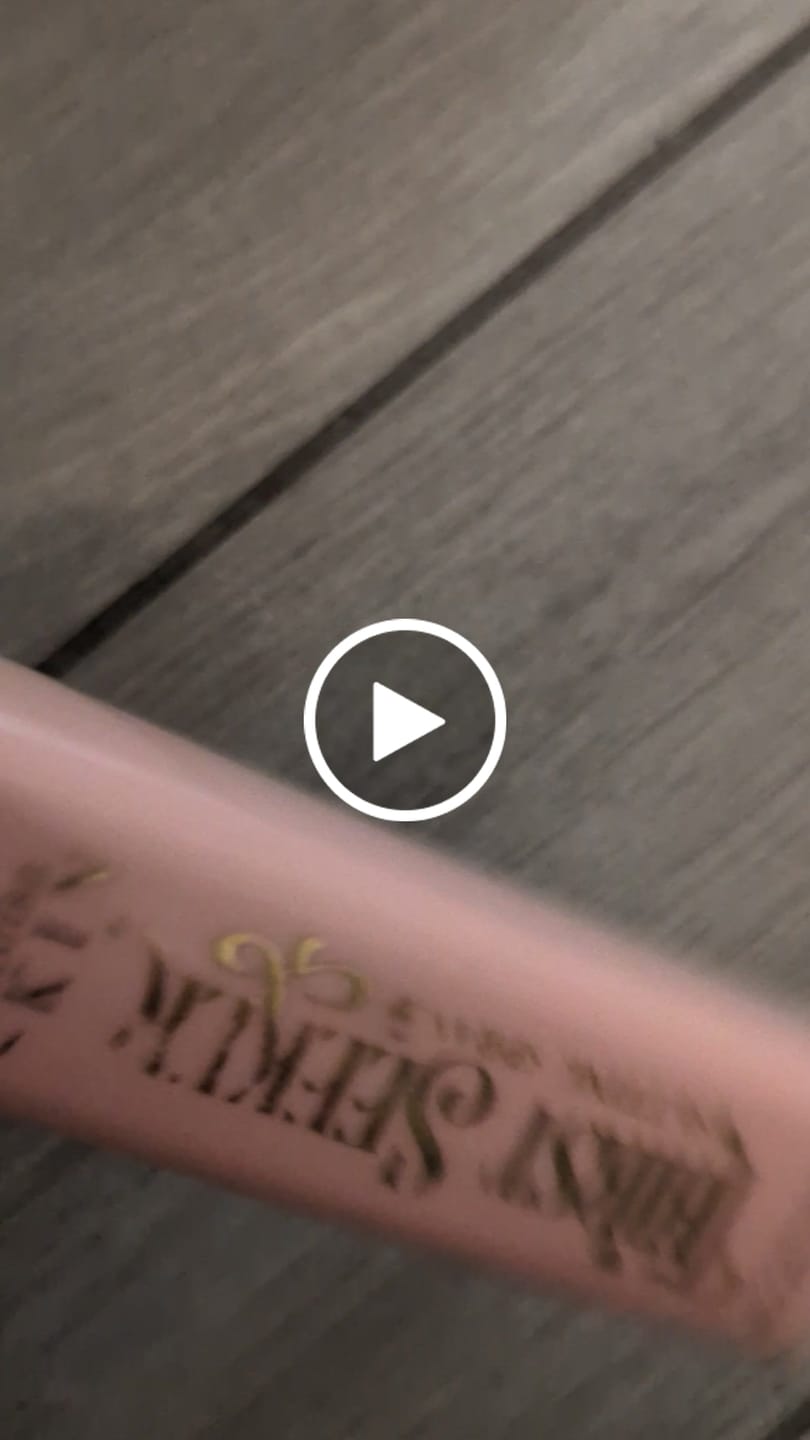 Customer video review of Thirst Seeker Mini Keychain Setting Spray