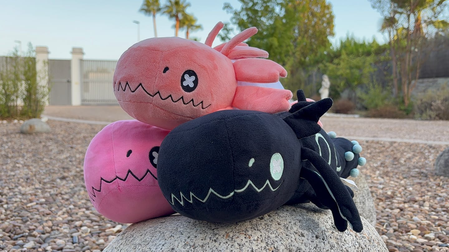 Customer photo review of Rain World - Strawberry Lizard Plush