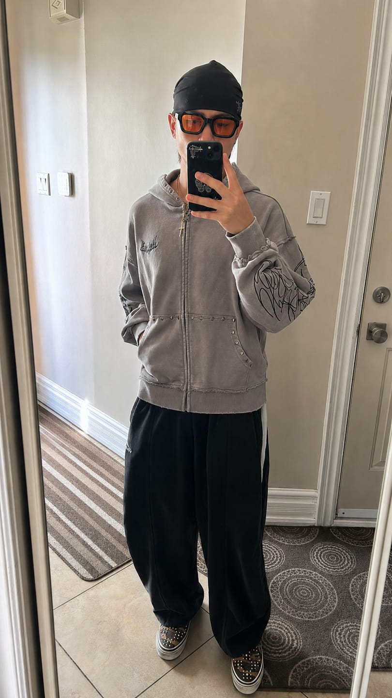 Customer photo review of 2071 - Baggy Ass Sweats