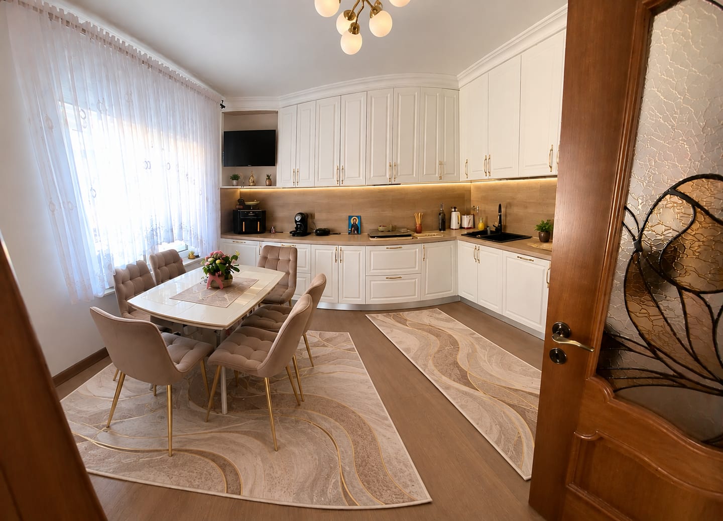 Customer photo review of Masa extensibila URSA, grej cu efect de piatra travertin, ceramica/metal, 125/180x80x76 cm